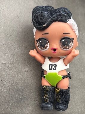 LOL Surprise Doll-face 03 Neon Green Swimsuit